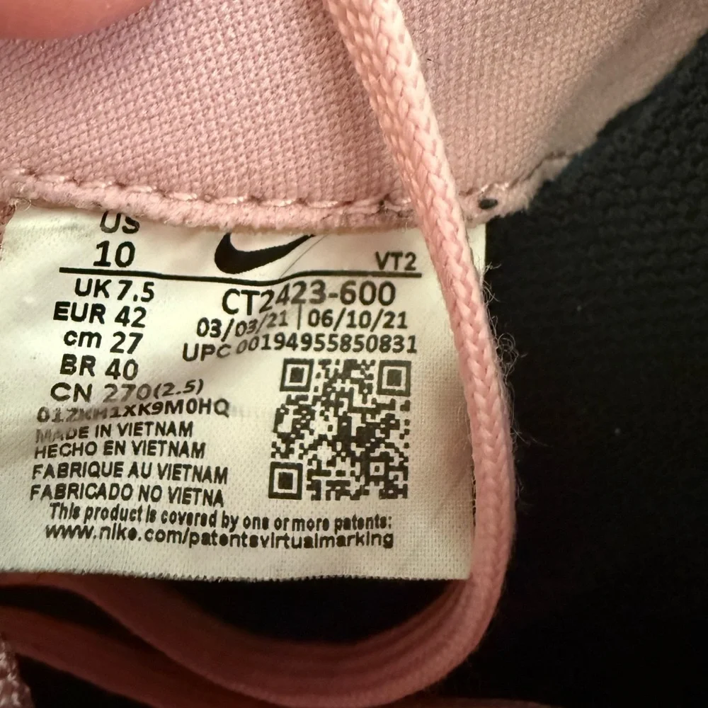 NIKE‎ React Infinity Run Flyknit 2 Pink Glaze White Sneakers Women’s Size 10